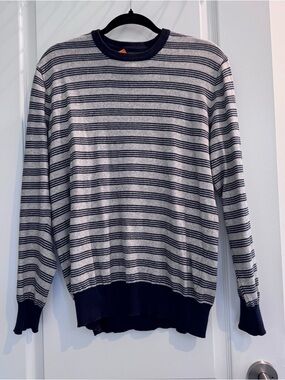 Men’s pullover sweater